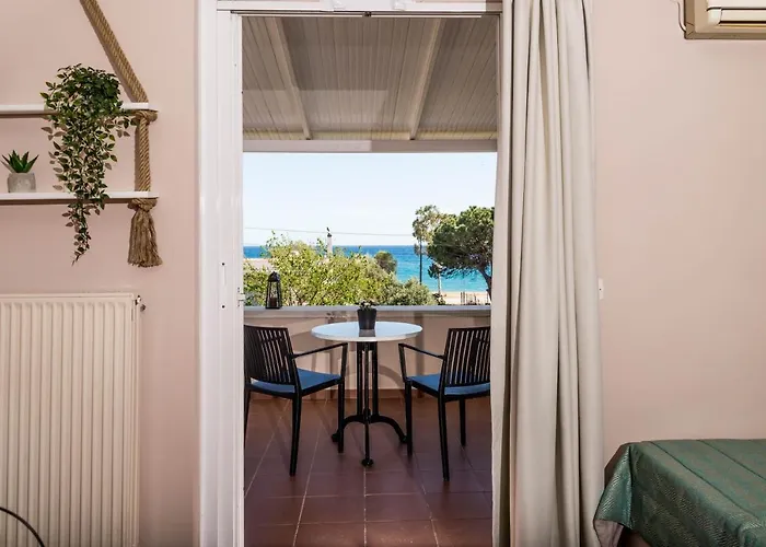 Diamond Palace アパートホテル 4*