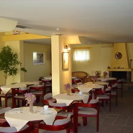 Aparthotel Diamond Palace Gythio