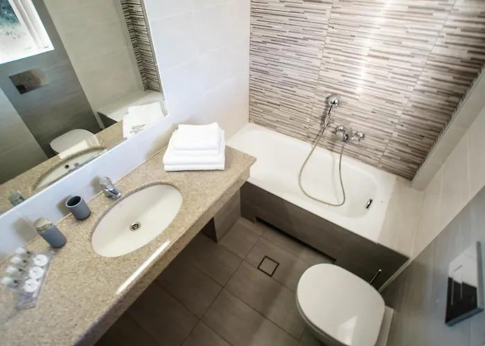 Aparthotel Diamond Gythio