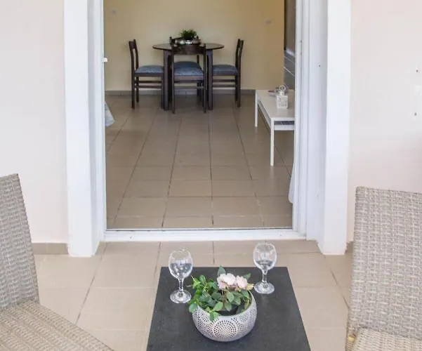 Diamond Aparthotel 4*