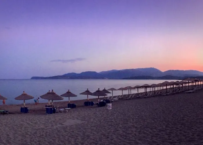 Diamond Palace Apartahotel 4*