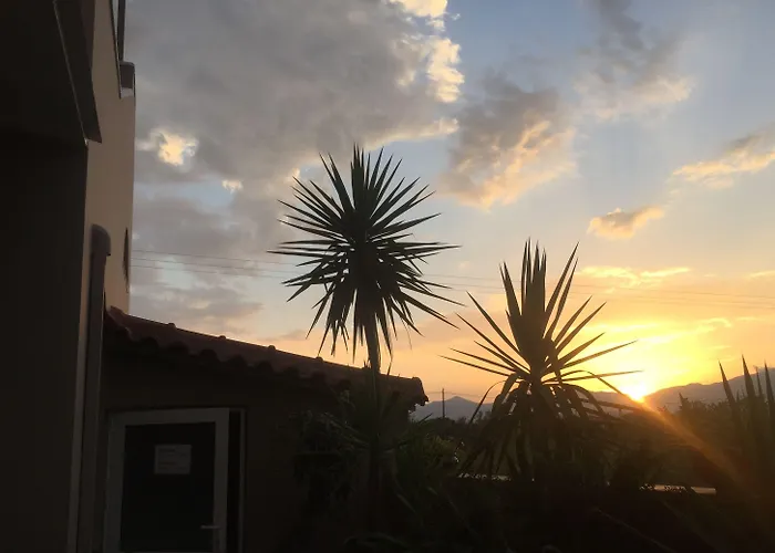 Diamond Palace Apartahotel