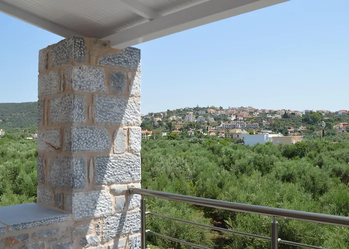 Aparthotel Diamond Gythio